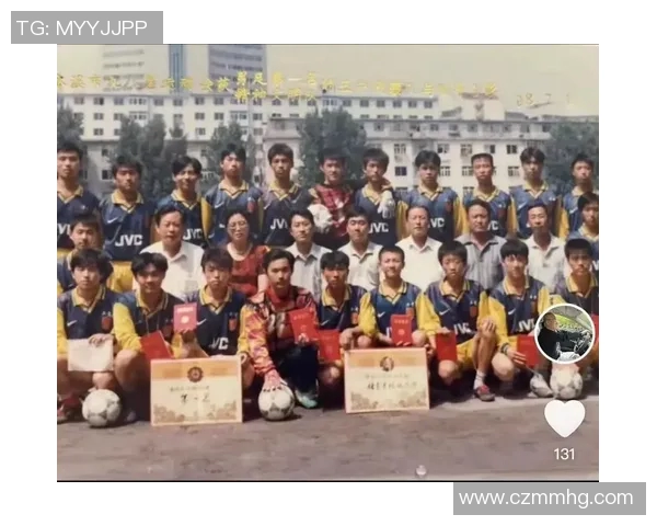 80后足球明星现役表现评比及排名分析探讨